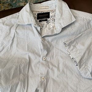 White with navy accent button up short sleeve, slim fit